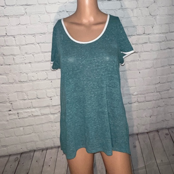 LuLaRoe Other - lularoe teal shirt size XS